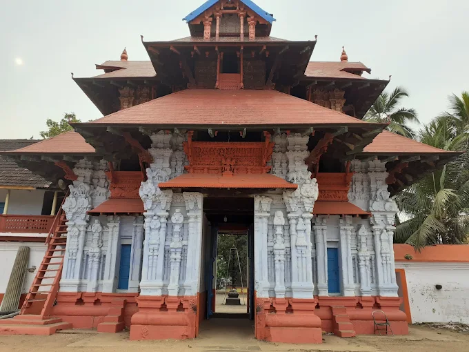 Dwaja Prathishta Dinam 2026 Sree Poornathrayeesa Temple Thrippunithura Ernakulam Kerala Festival